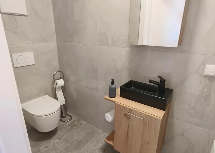 Triplex * Klosterneuburg